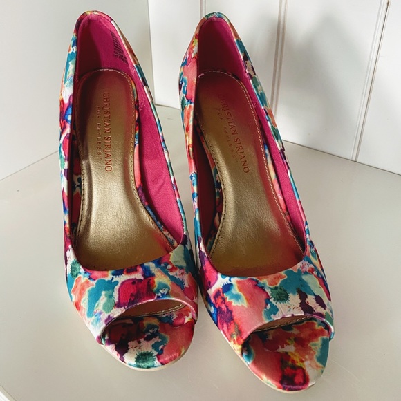 Christian Siriano Watercolor Floral Peep Toe Heels - Picture 2 of 6